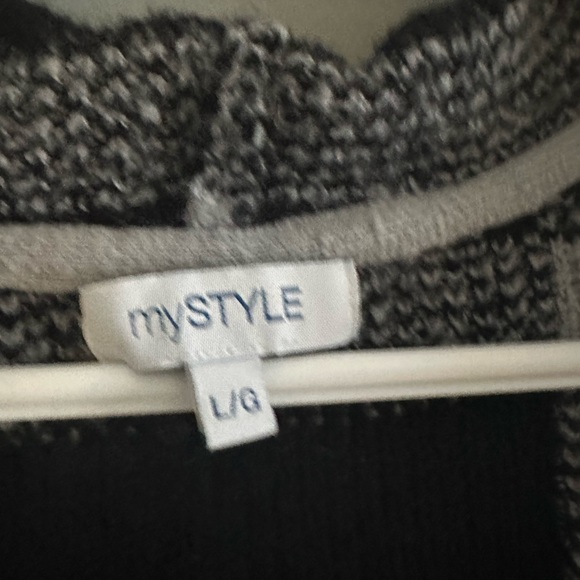 L plaid cardigan with hoodie no buttons - Picture 6 of 8